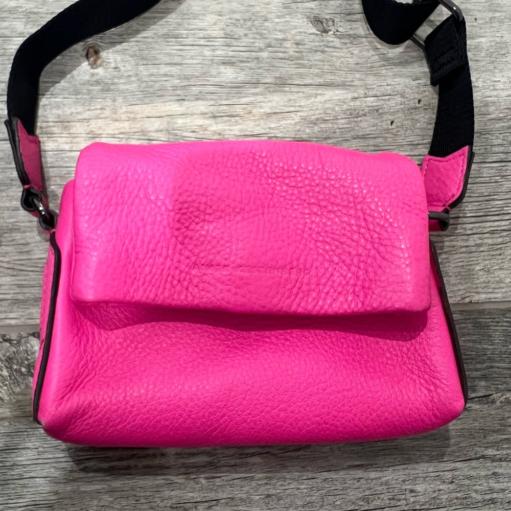 Aimee Kestenberg Leather Crossbody Bag Neon Pink Adjustable Strap - Picture 3 of 5